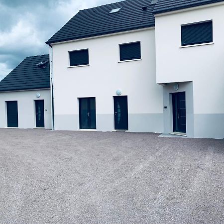 Loft Evasion , Parking Gratuit , 5 Min Auxerre Appartement Monéteau Buitenkant foto