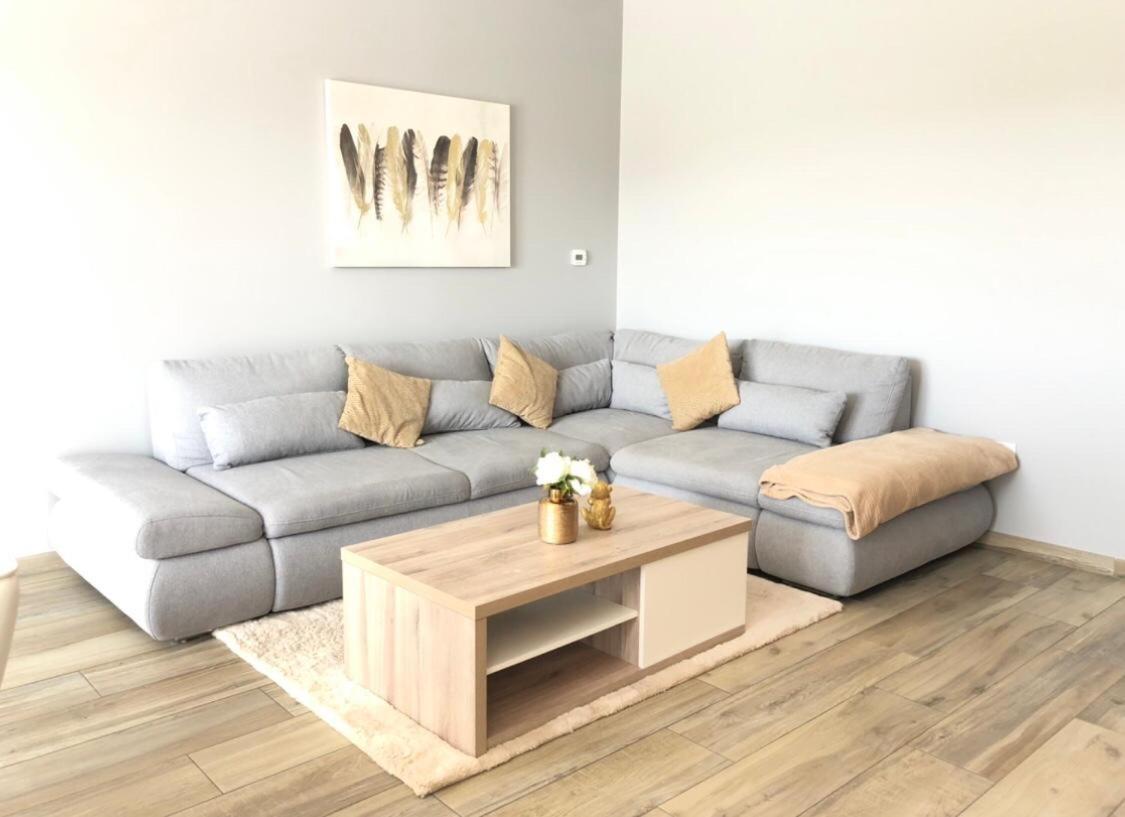 Loft Evasion , Parking Gratuit , 5 Min Auxerre Appartement Monéteau Buitenkant foto
